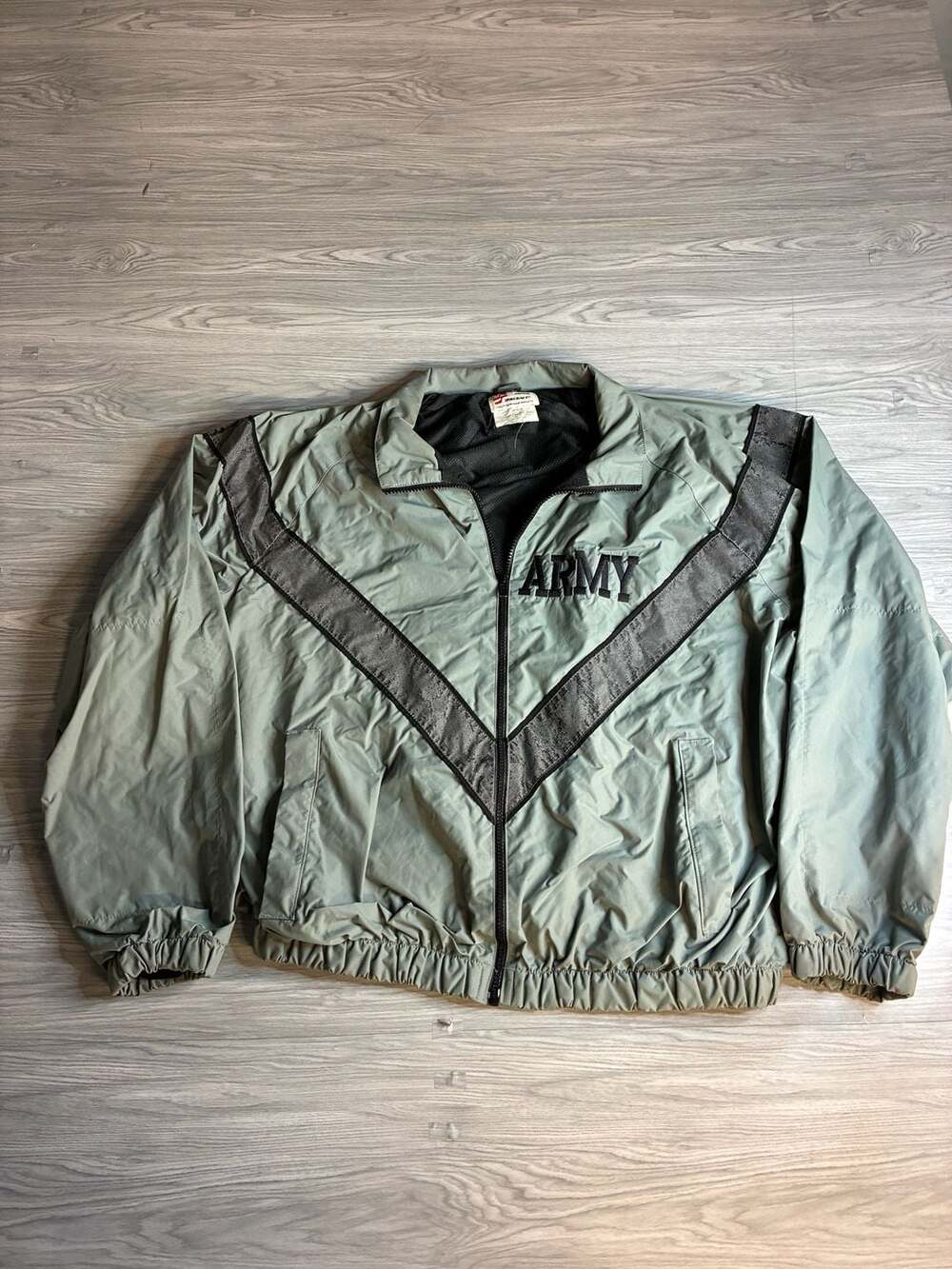 US ARMY PT Jacket IPFU Improved Physical Fitness Uniform Jacket Medium